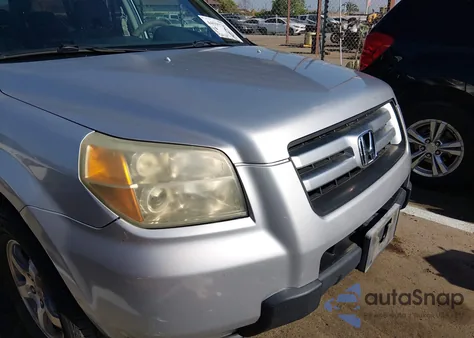 2006 Honda Pilot Ex z USA, uszkodzony, nr VIN 5FNYF28496B008032
